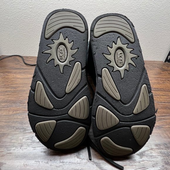 UGG Tularosa Black Suede Lace Up Sheepskin Tall Boots Women's Size 8 5190 - Picture 8 of 10